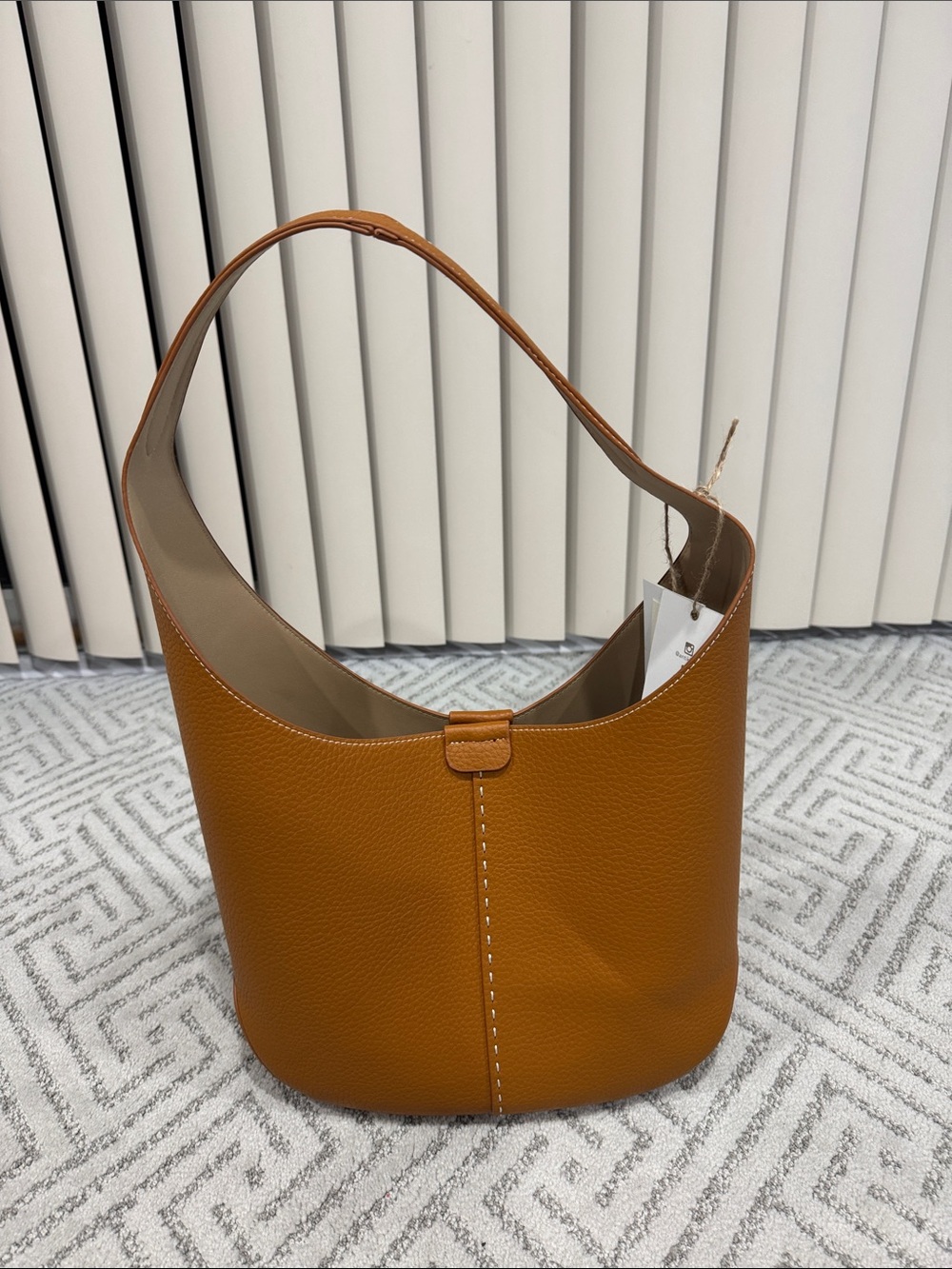 Anton Kraft Women's Tan faux Leather Shoulder Hobo Bag (BNWT)